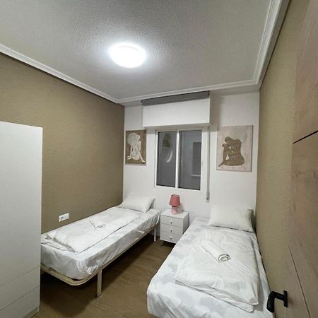 Ls18 By Zanis Apartment Torrevieja Exterior photo